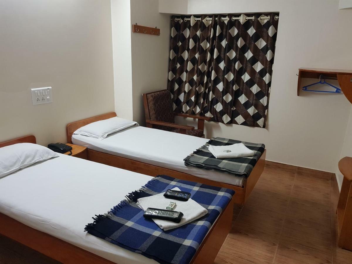 Sri Kumara Lodge Bangalore Ngoại thất bức ảnh